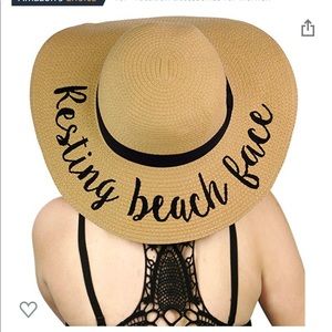Women’s Floppy Beach Hat